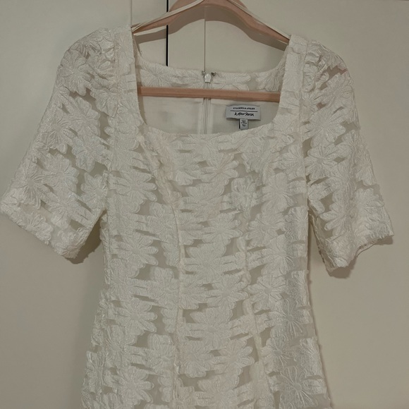 & Other Stories Lace White Mini Dress - Picture 2 of 8